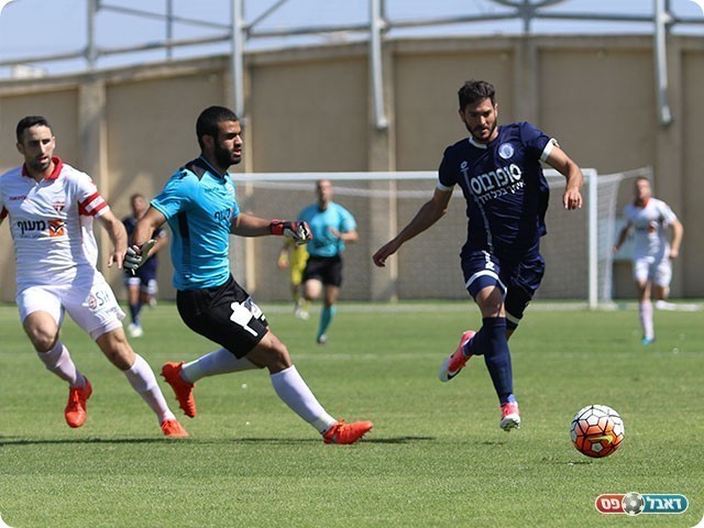 קראקרה חולף על פני רחמים (עודד חסין)